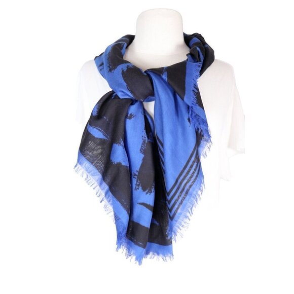 Alexander McQueen Unisex 120x140 Blue Black All-Over Logo-Print Modal Knit Scarf - Picture 6 of 6